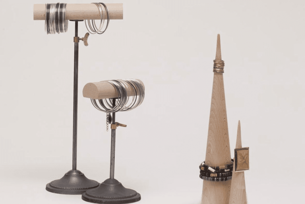 Accessory display Jewellery stands image